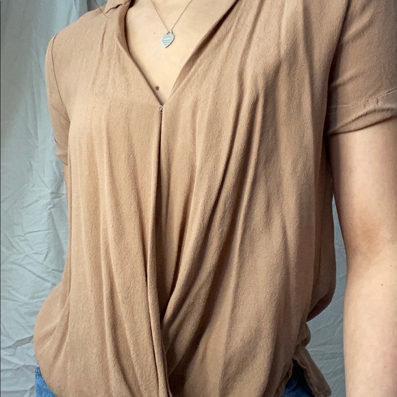 Forever 21 Tan Blouse - Picture 4 of 4